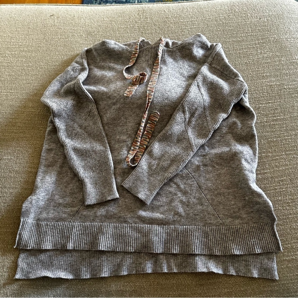 Democracy Soft Barefoot Dreams Style Pullover Hoodie Side Slits Purple Gray XS - Picture 2 of 5